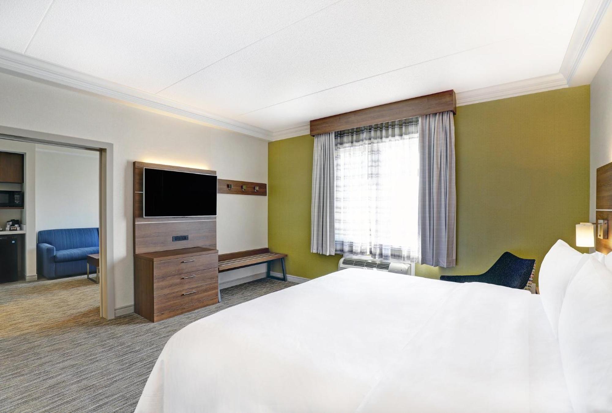 Express Oshawa By Ihg