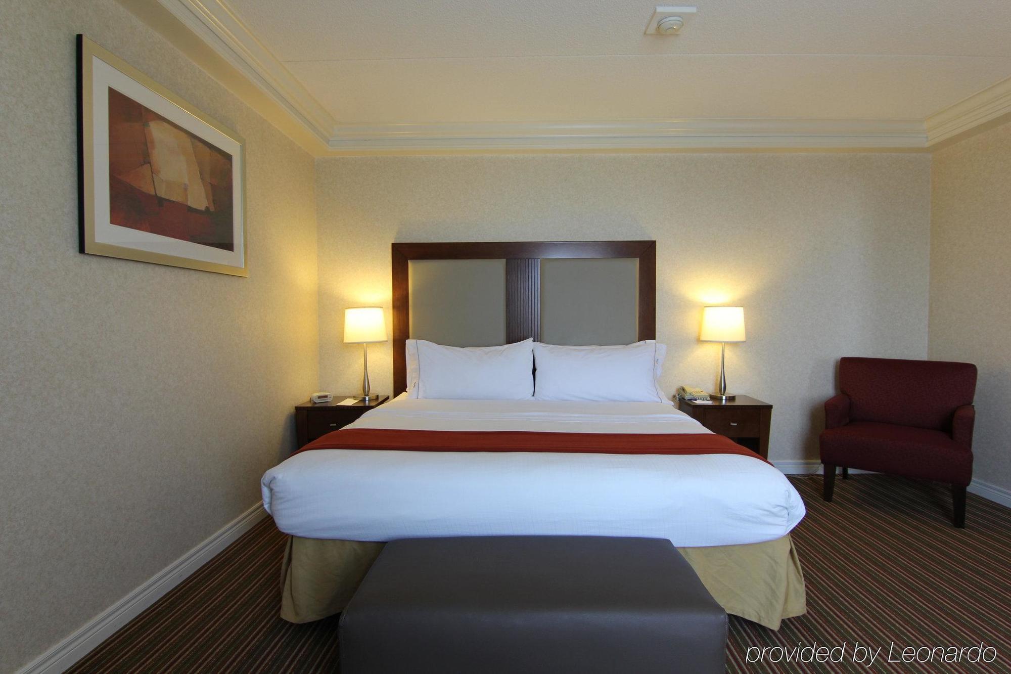 Express Oshawa By Ihg